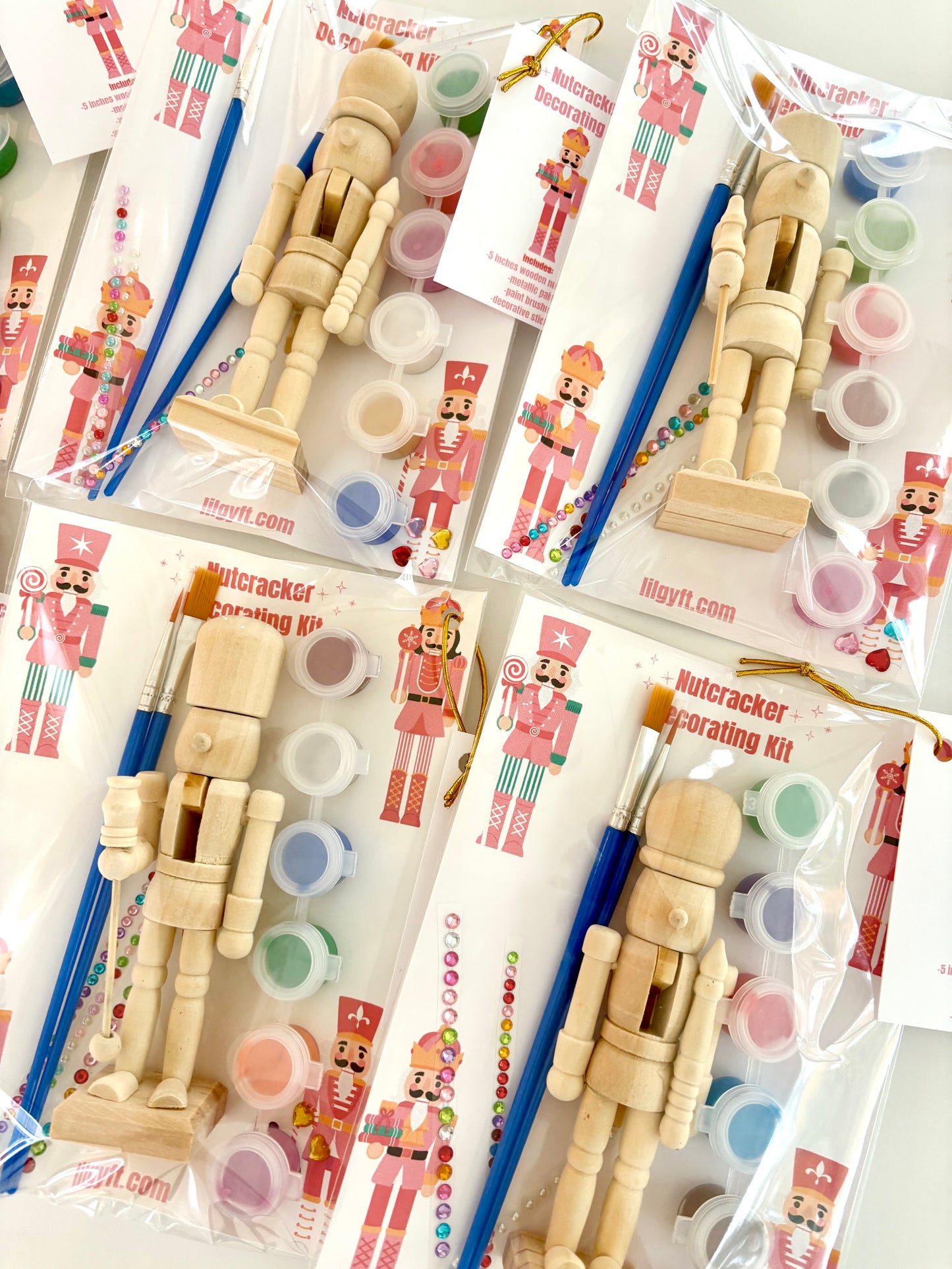 NUTCRACKER Decorating Kit